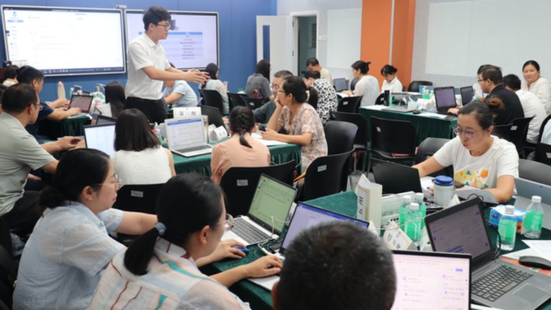 职业培训讲师资格证，是敲门砖还是加分项？**